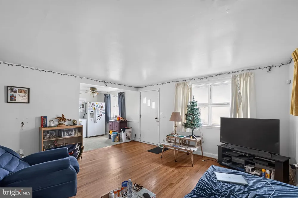 2729 CHESLEY AVENUE Baltimore, MD 21234