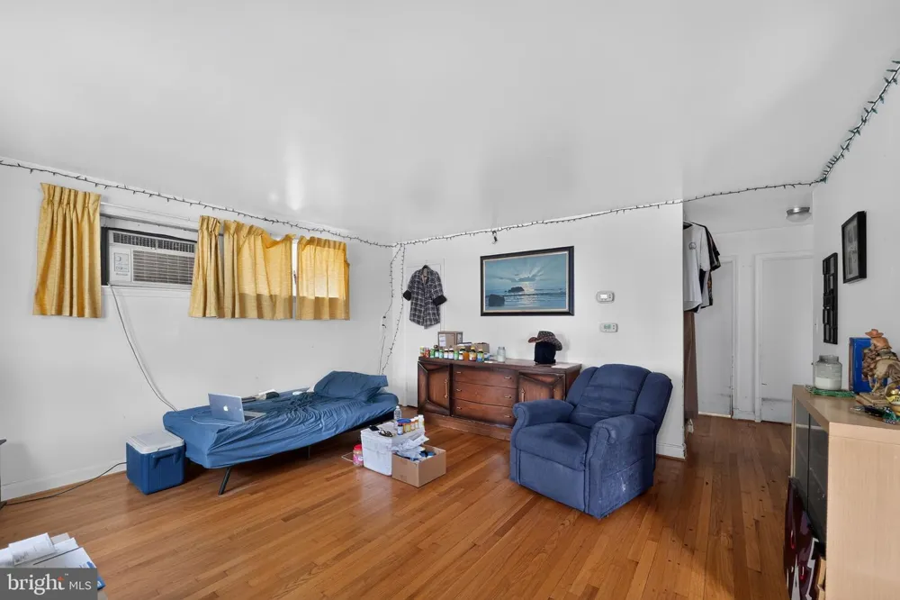 2729 CHESLEY AVENUE Baltimore, MD 21234