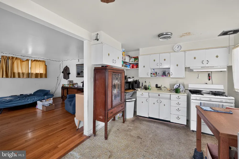 2729 CHESLEY AVENUE Baltimore, MD 21234