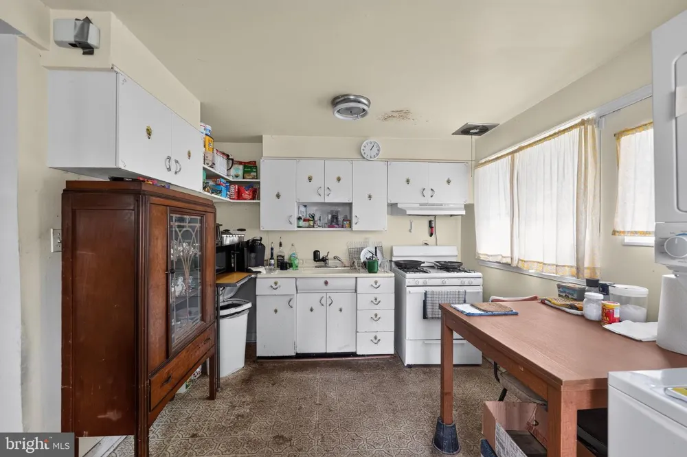 2729 CHESLEY AVENUE Baltimore, MD 21234