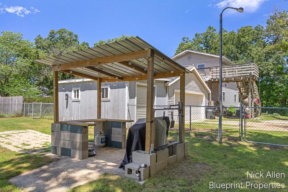 158 Wilson Street Coloma, MI 49038