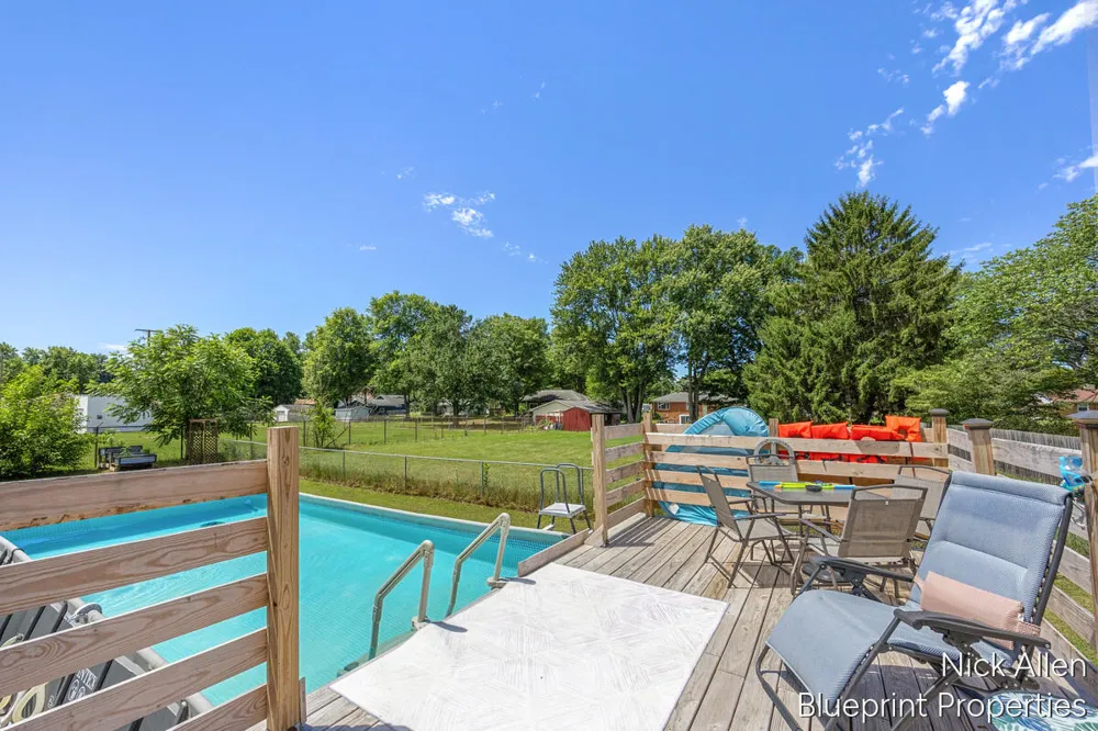 158 Wilson Street Coloma, MI 49038