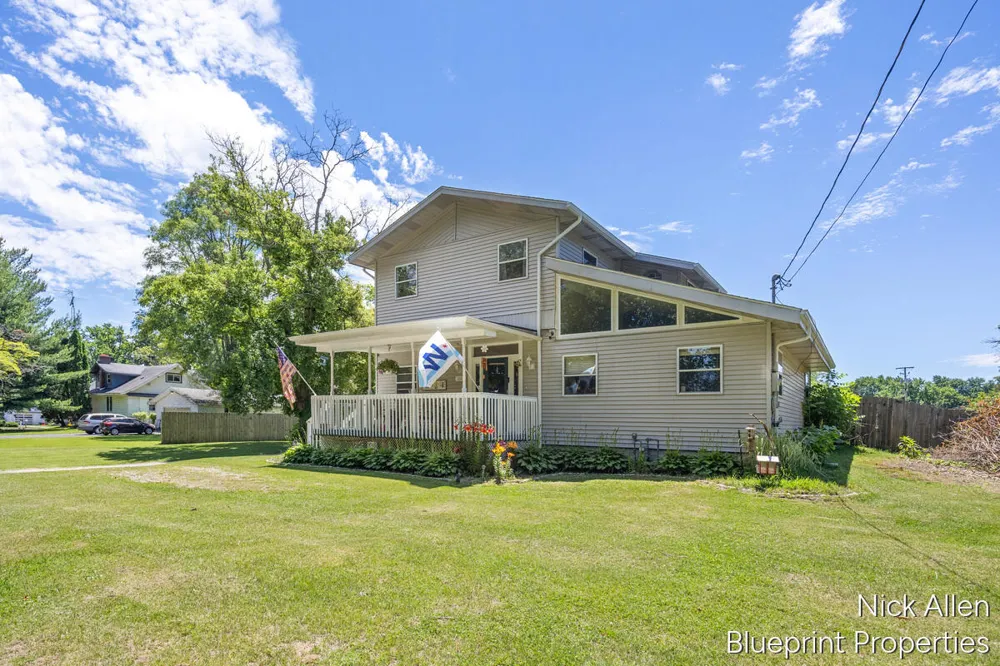 158 Wilson Street Coloma, MI 49038