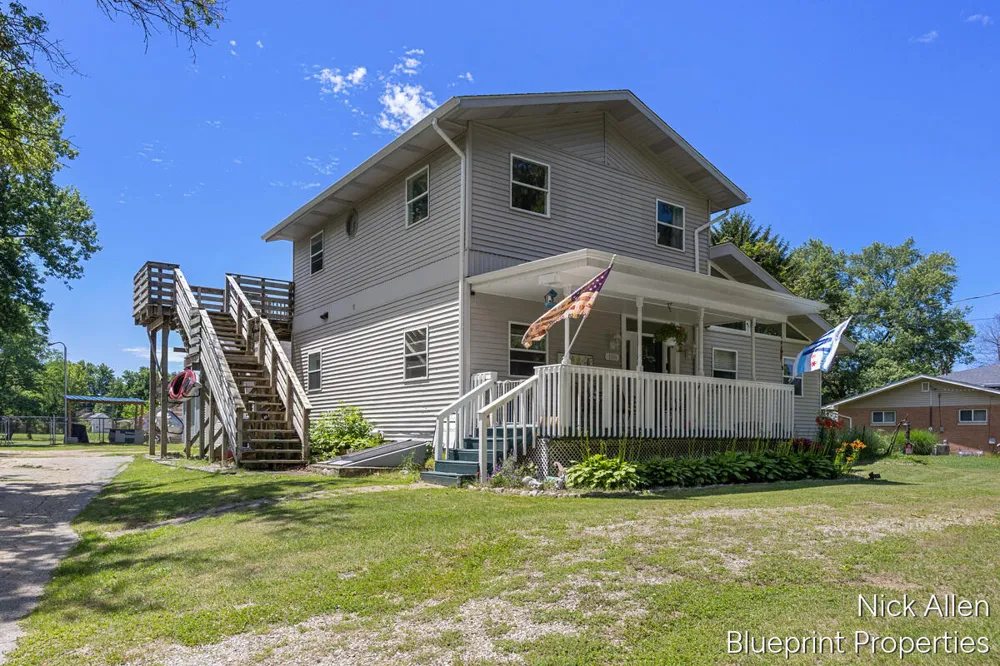 158 Wilson Street Coloma, MI 49038