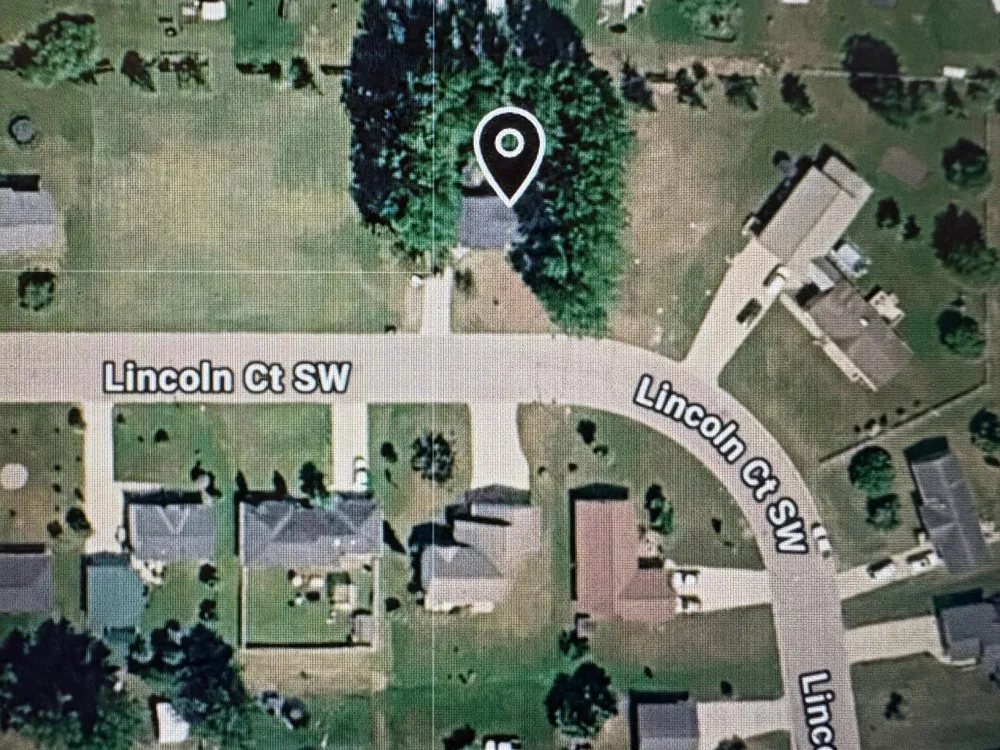 305 Lincoln Court SW Warroad, MN 56763