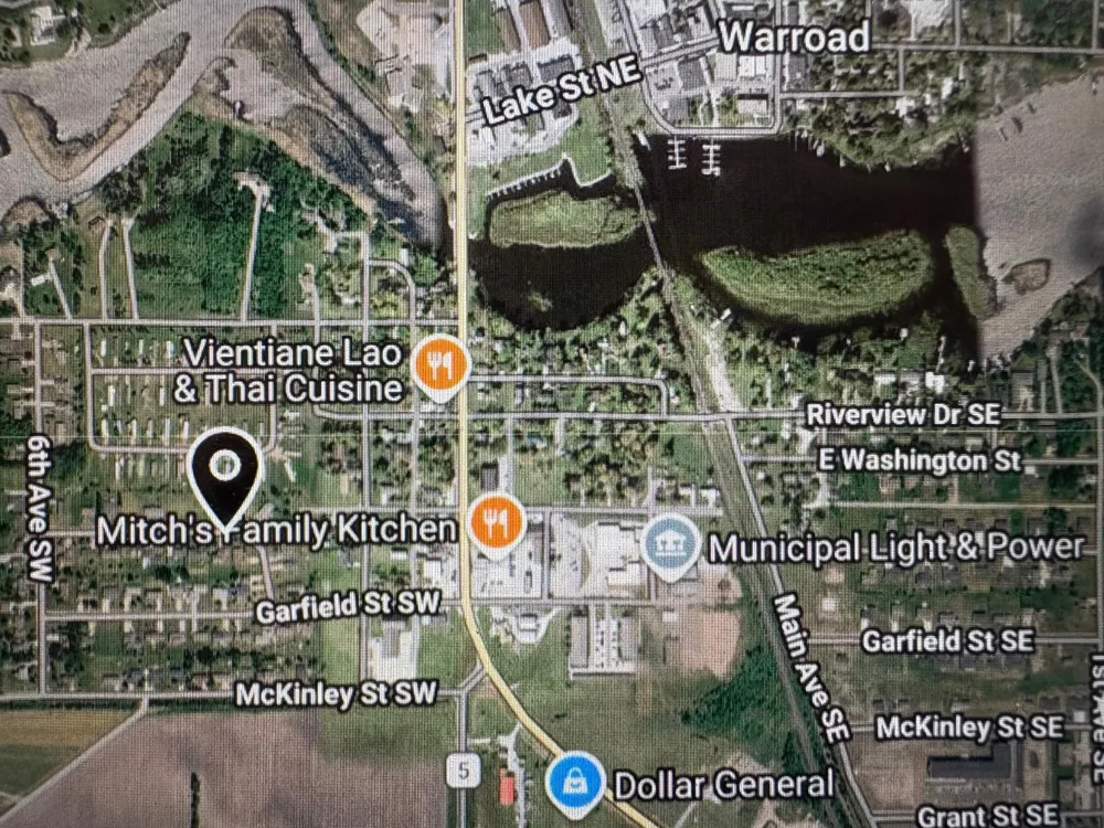 305 Lincoln Court SW Warroad, MN 56763