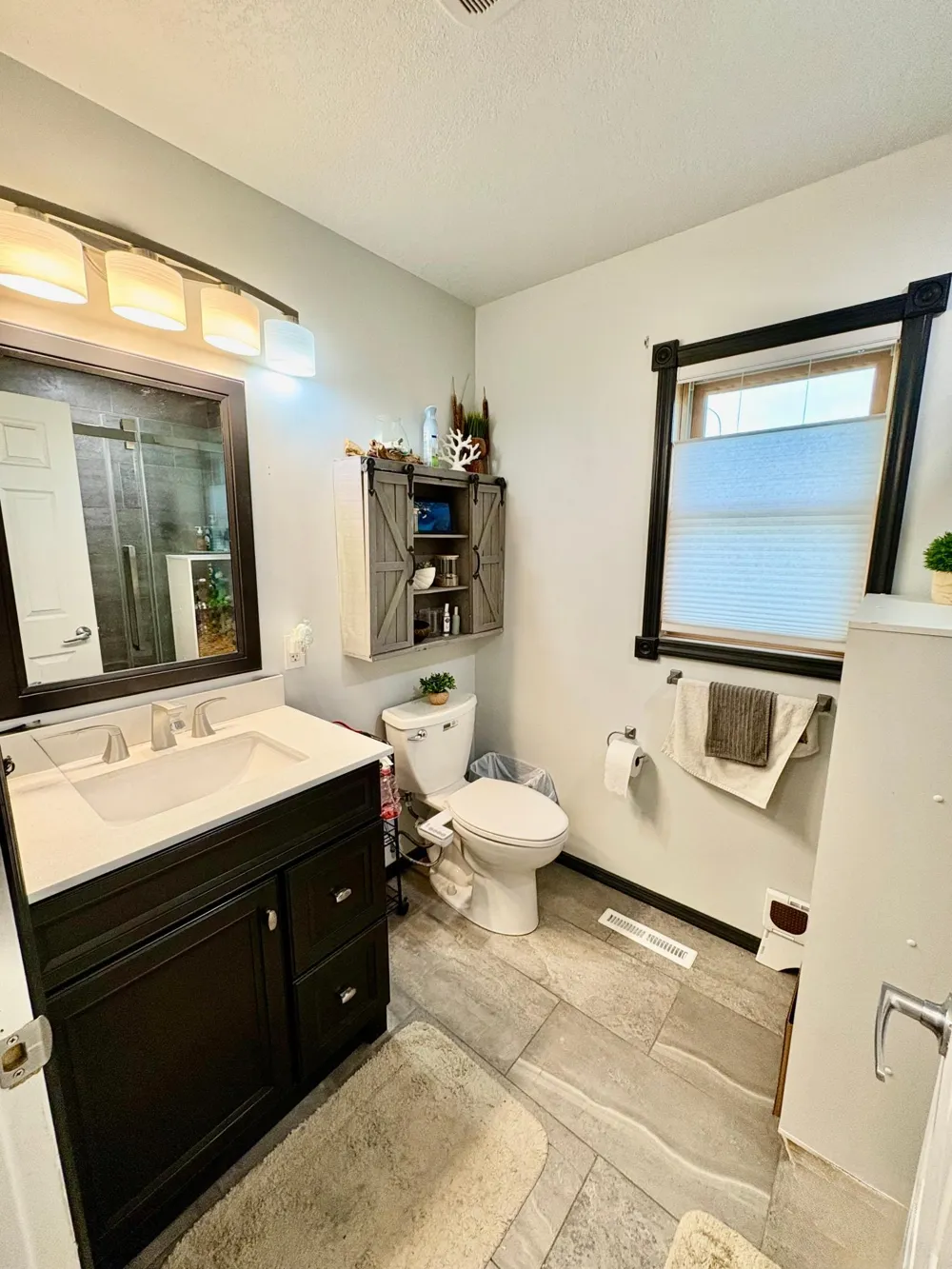 305 Lincoln Court SW Warroad, MN 56763