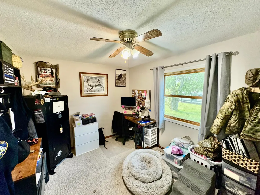 305 Lincoln Court SW Warroad, MN 56763