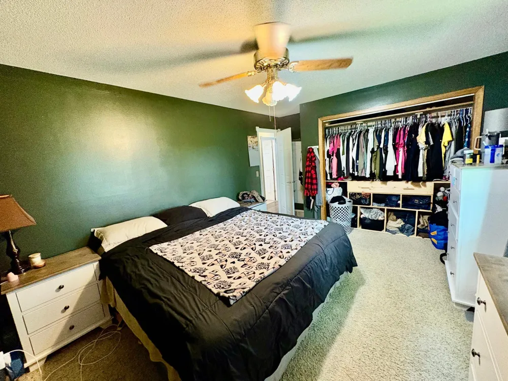 305 Lincoln Court SW Warroad, MN 56763
