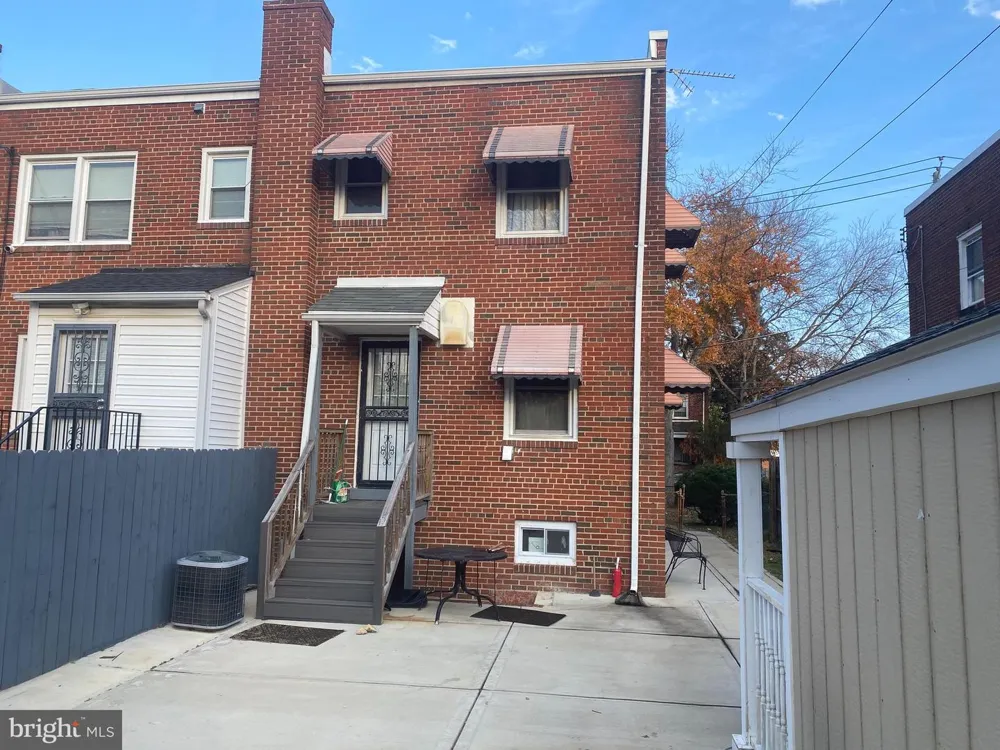 3219 12TH STREET SE Washington, DC 20032