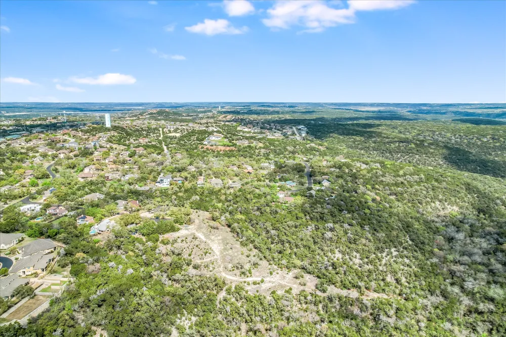 15099 Strader Circle Lakeway, TX 78734
