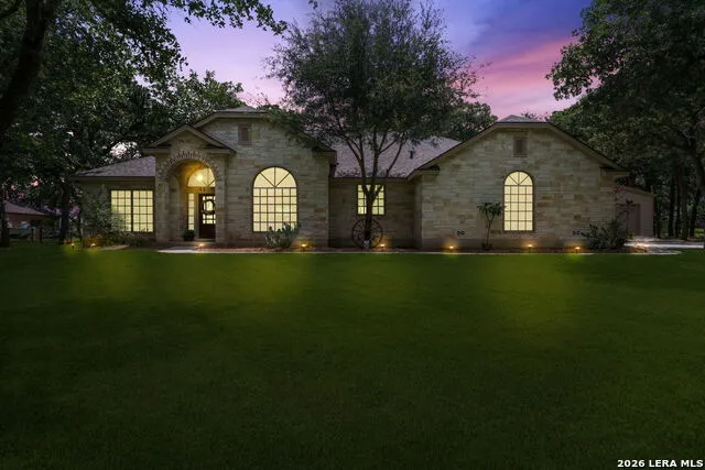 351 ROSEWOOD DR La Vernia, TX 78121
