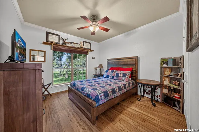 351 ROSEWOOD DR La Vernia, TX 78121