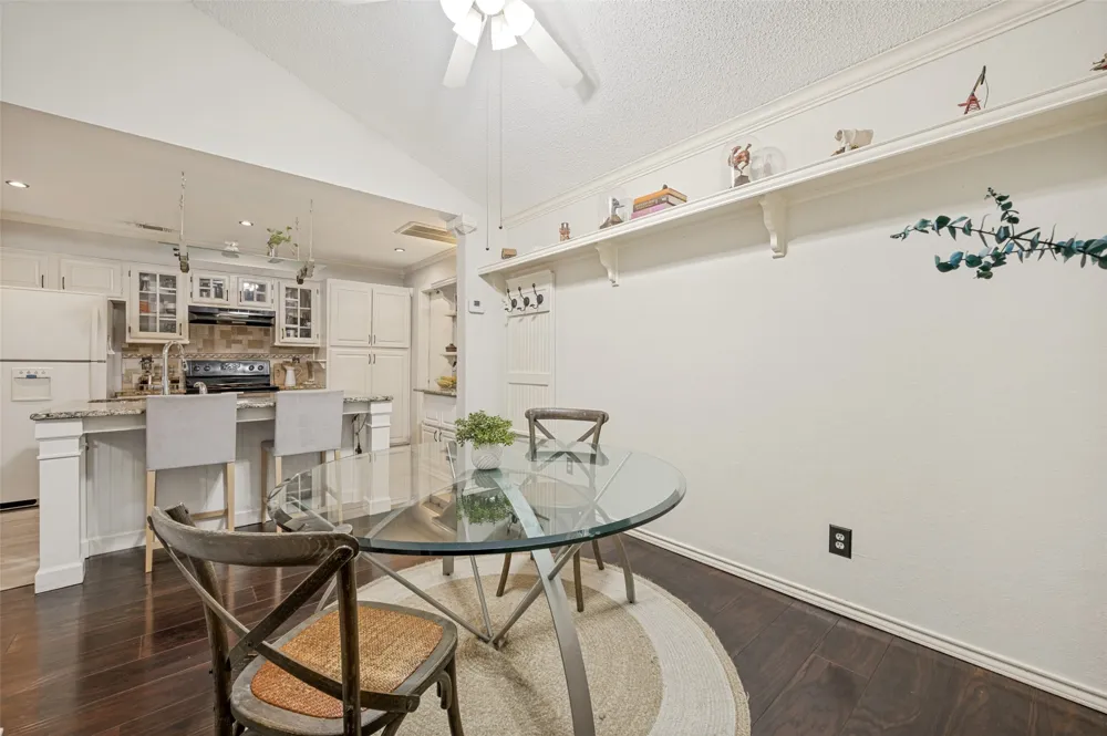 2800 Keller Springs Road #6B Carrollton, TX 75006
