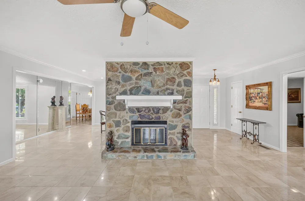 105 Tanasi Shr S Gallatin, TN 37066