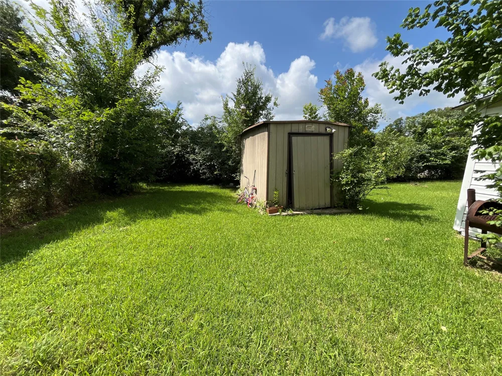 908 Birch Street Palestine, TX 75801