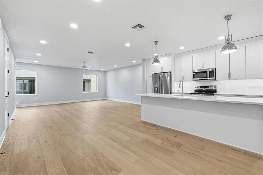 4208 W CARMEN STREET #C Tampa, FL 33609