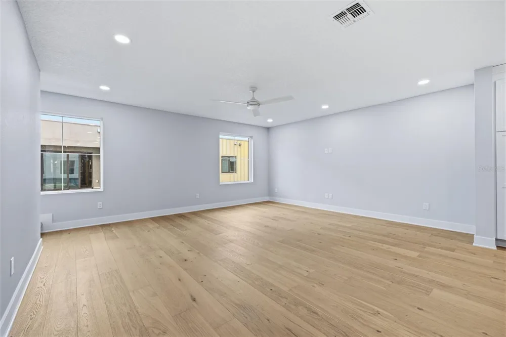 4208 W CARMEN STREET #C Tampa, FL 33609