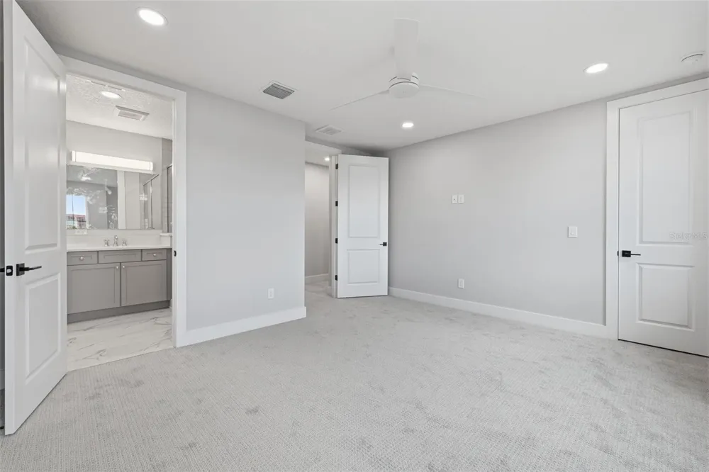4208 W CARMEN STREET #C Tampa, FL 33609
