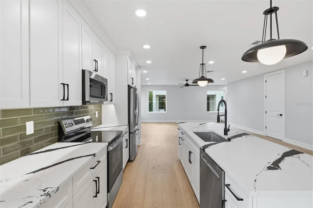 4208 W CARMEN STREET #D Tampa, FL 33609