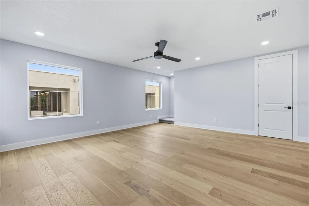 4208 W CARMEN STREET #D Tampa, FL 33609