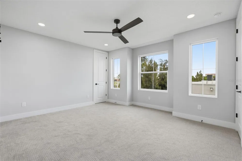 4208 W CARMEN STREET #D Tampa, FL 33609