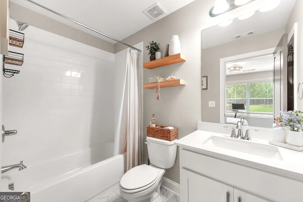 843 Angora ALY Scottdale, GA 30079