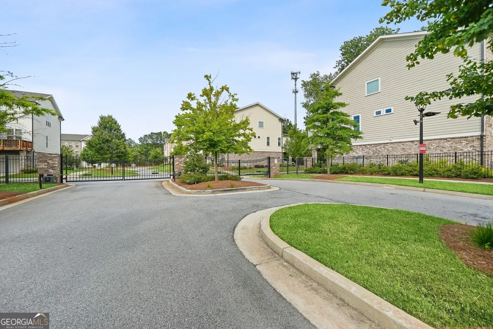 843 Angora ALY Scottdale, GA 30079