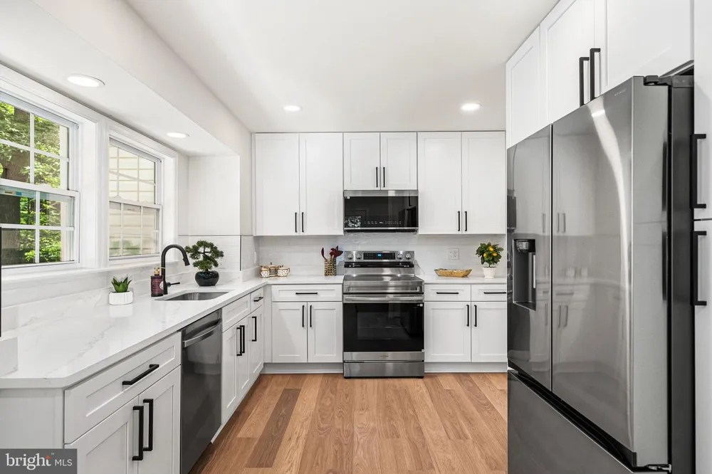 2308 WILLIAM AND MARY DRIVE Alexandria, VA 22308