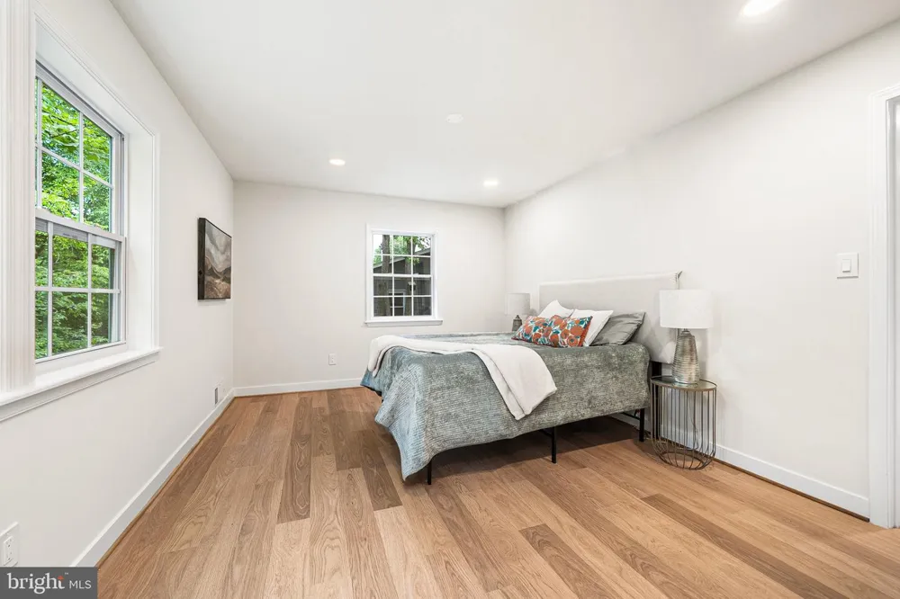 2308 WILLIAM AND MARY DRIVE Alexandria, VA 22308
