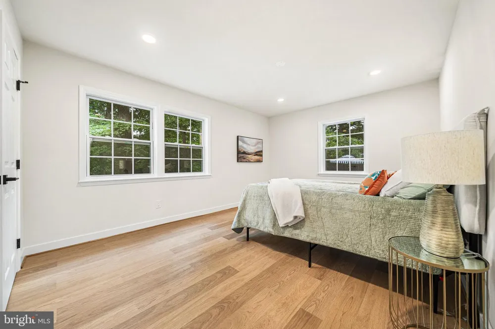 2308 WILLIAM AND MARY DRIVE Alexandria, VA 22308
