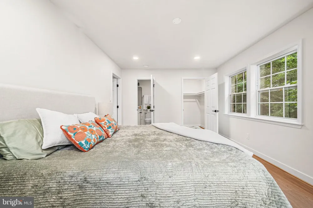 2308 WILLIAM AND MARY DRIVE Alexandria, VA 22308