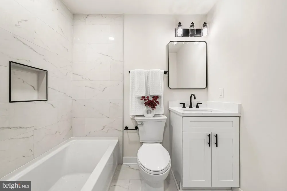 2308 WILLIAM AND MARY DRIVE Alexandria, VA 22308