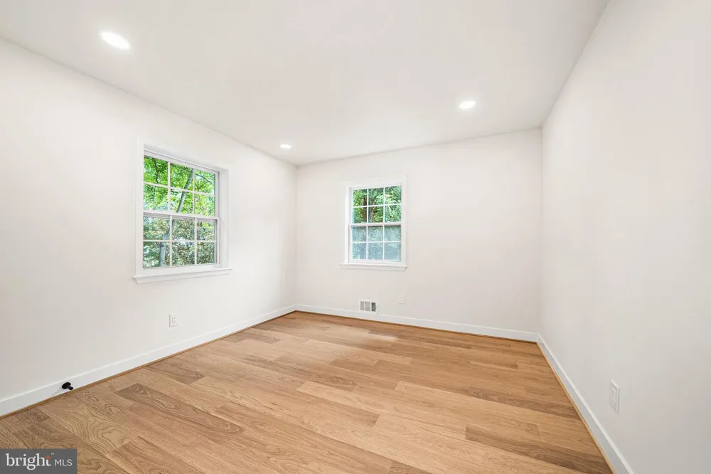 2308 WILLIAM AND MARY DRIVE Alexandria, VA 22308