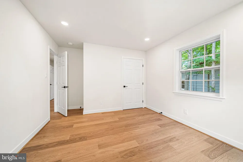 2308 WILLIAM AND MARY DRIVE Alexandria, VA 22308
