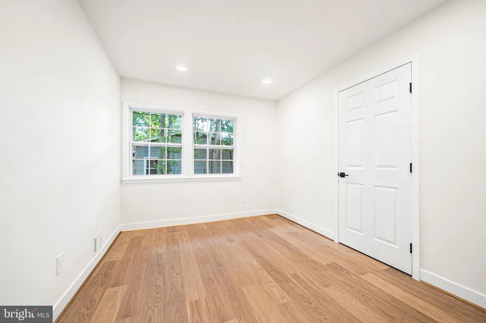 2308 WILLIAM AND MARY DRIVE Alexandria, VA 22308