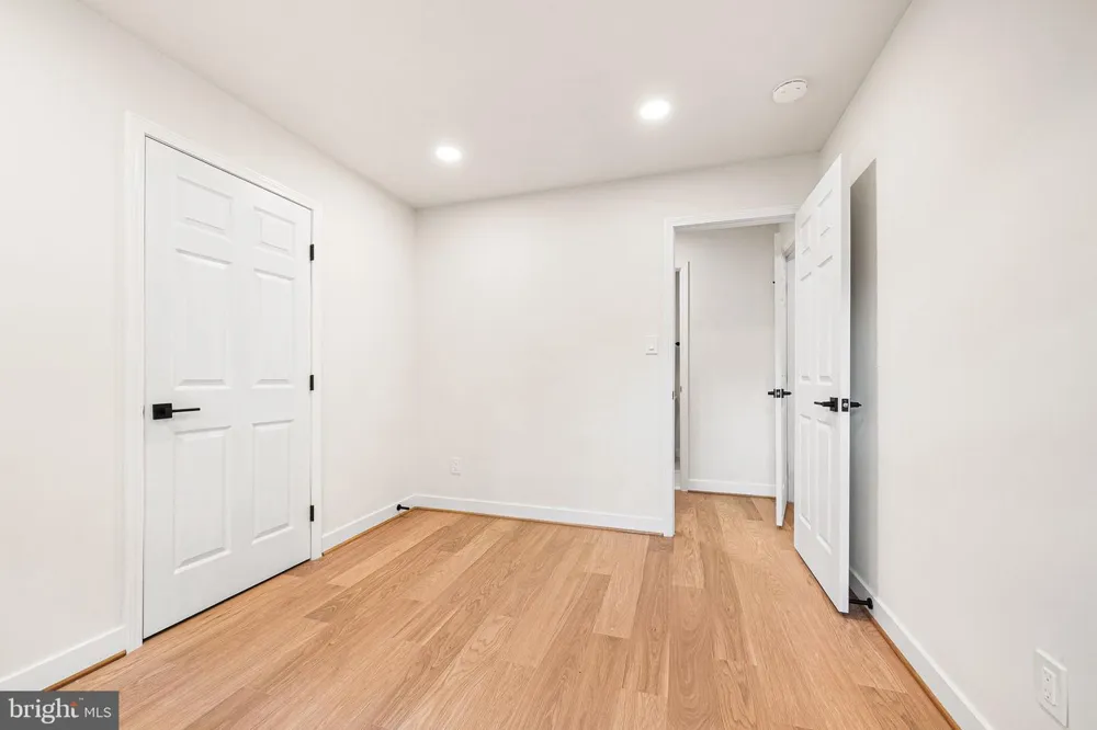 2308 WILLIAM AND MARY DRIVE Alexandria, VA 22308
