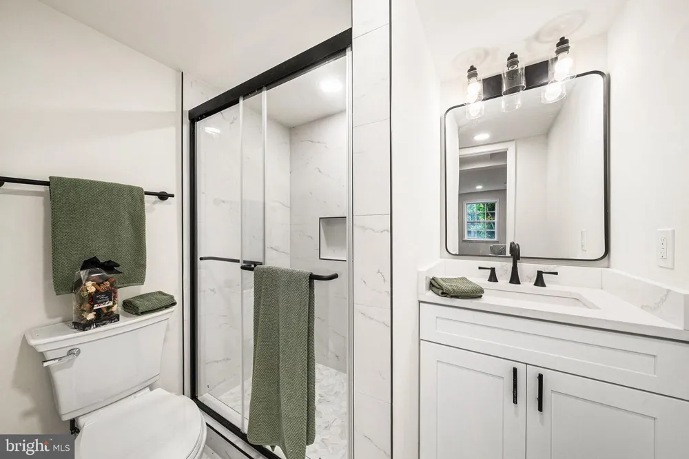 2308 WILLIAM AND MARY DRIVE Alexandria, VA 22308
