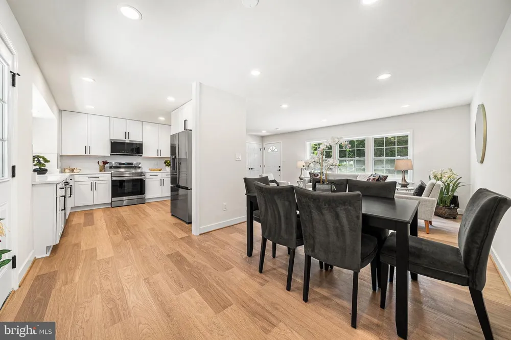 2308 WILLIAM AND MARY DRIVE Alexandria, VA 22308