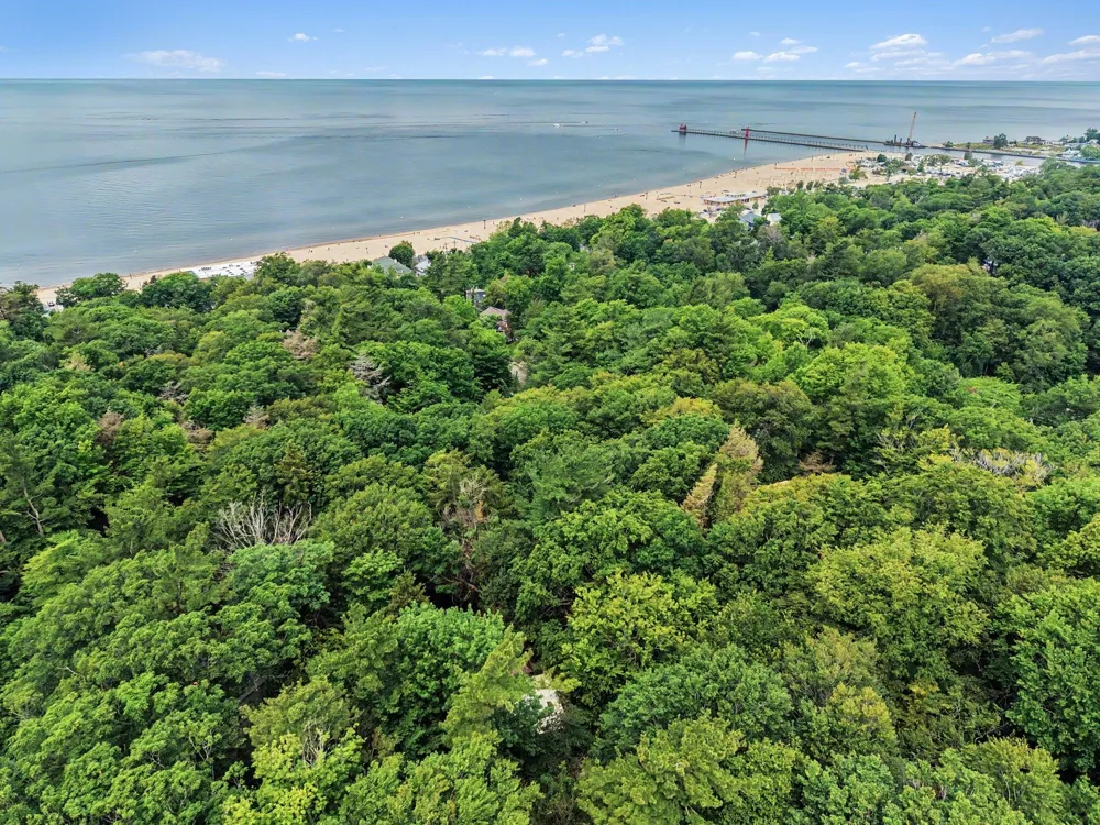 20 Crescent Hill Grand Haven, MI 49417