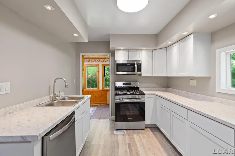 120 Sherman Street Brooklyn Village, MI 49286