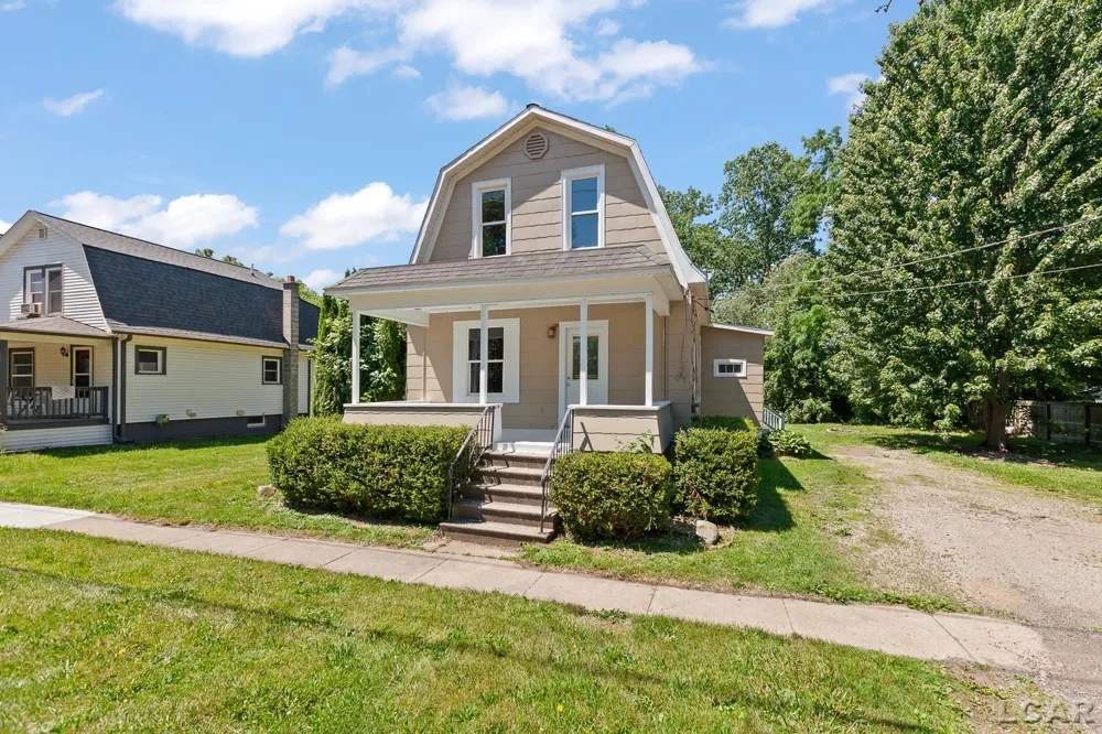 120 Sherman Street Brooklyn Village, MI 49286