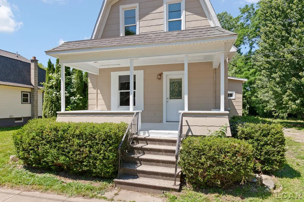 120 Sherman Street Brooklyn Village, MI 49286