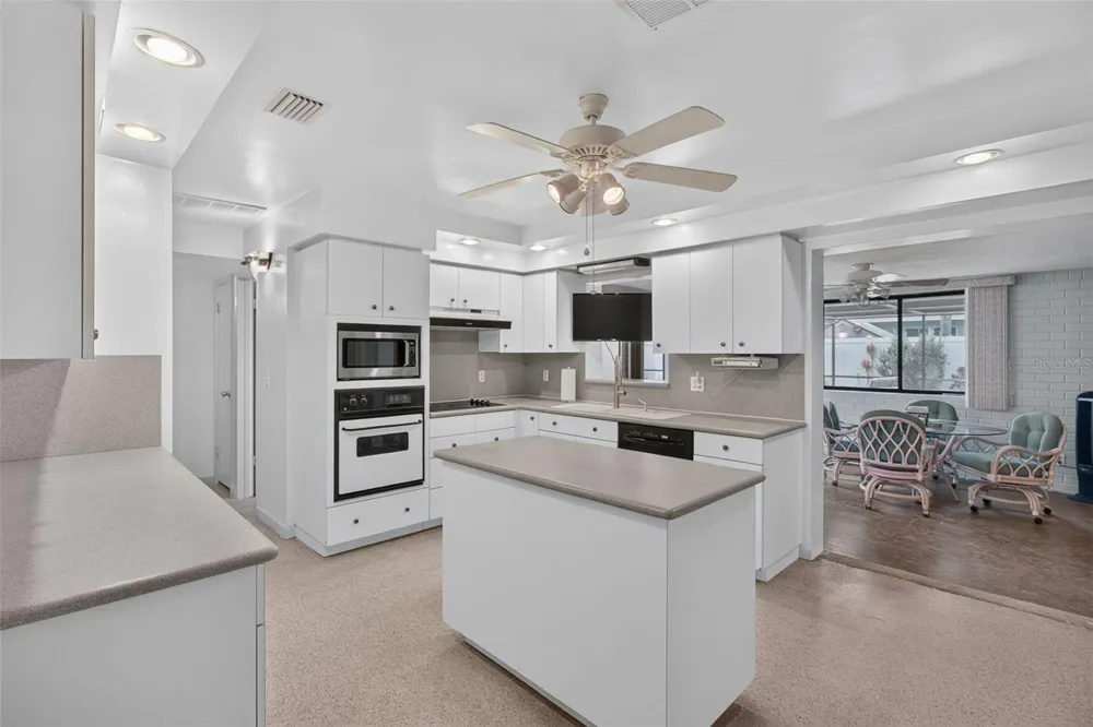 2012 RIPON DRIVE Clearwater, FL 33764