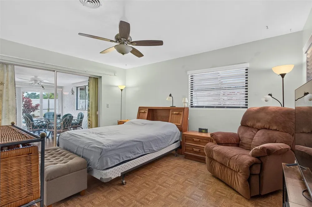 2012 RIPON DRIVE Clearwater, FL 33764