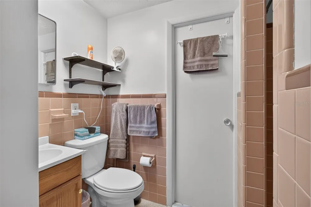 2012 RIPON DRIVE Clearwater, FL 33764