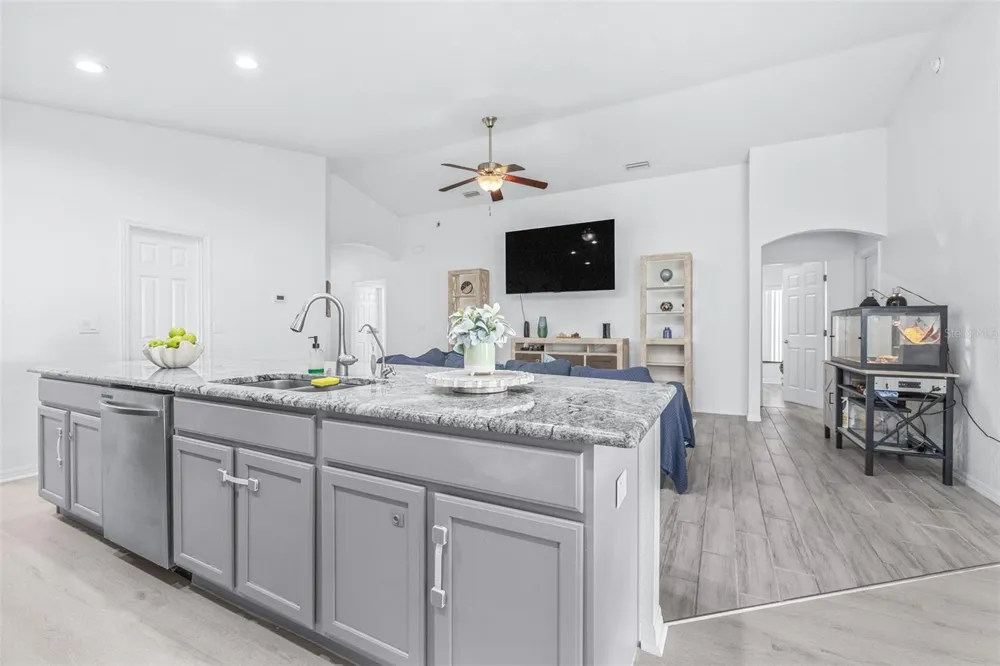 2037 CHARLESTON LANE Bartow, FL 33830