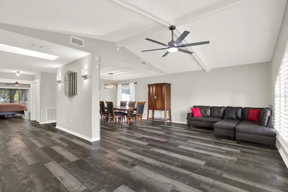 7487 RIVER COUNTRY DRIVE Weeki Wachee, FL 34607