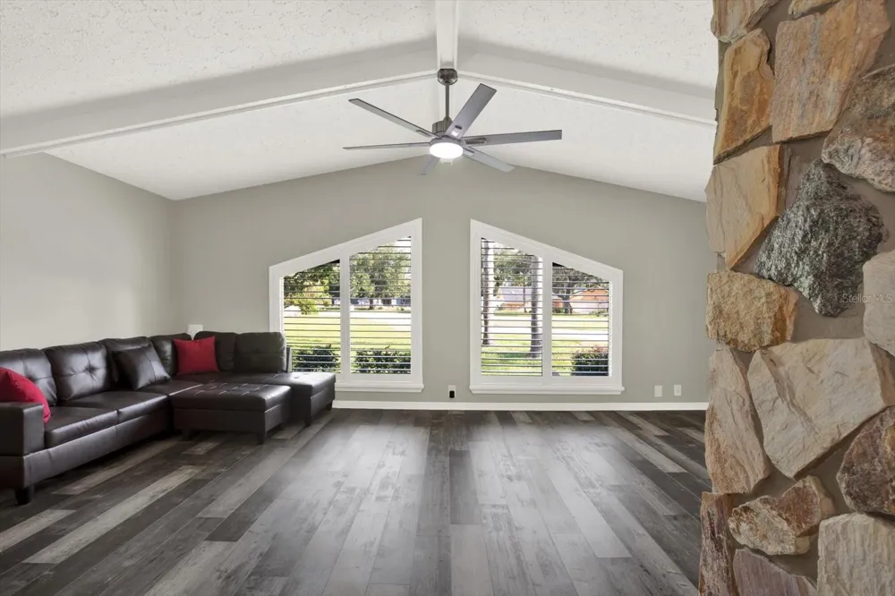7487 RIVER COUNTRY DRIVE Weeki Wachee, FL 34607