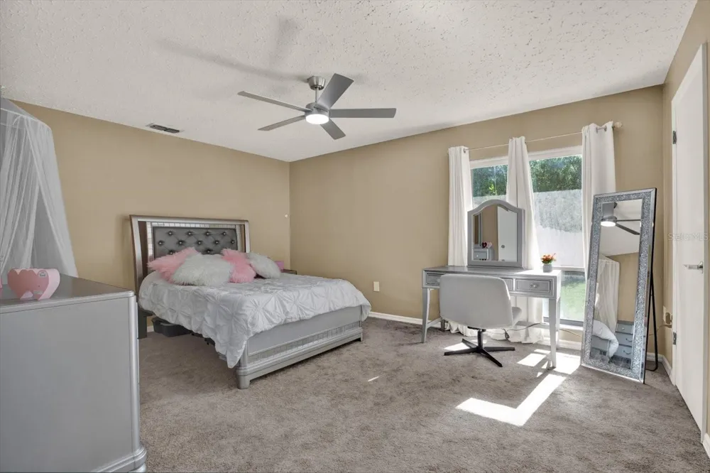 7487 RIVER COUNTRY DRIVE Weeki Wachee, FL 34607
